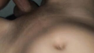 Pounding this sexy petite amatuer diamonds pussy nice and deep