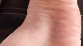 POV Feet Joi (If you click you become my footboy)
