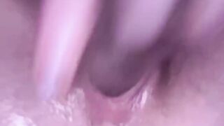 Cute sloppy19yo slut playing with wet holes