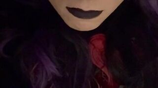 Vaping and playing with my sissy clitty for daddy