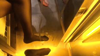 MASSIVE CUMSHOT ON THE MIRROR AND HER PANTYHOSE