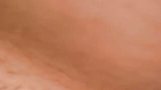 La vecina mas creida de la cuadra y termino con leche en su coño