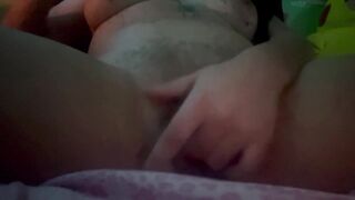 i cant stop playing with my pussy