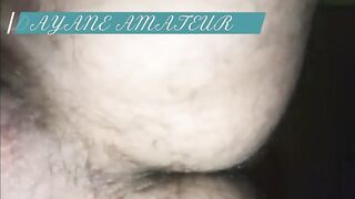 Eyaculación dentro de la vagina de una putita de 20 años que esta en su periodo