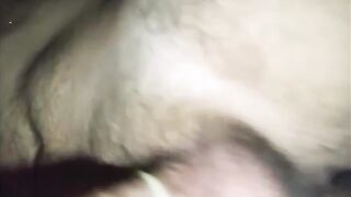 Eyaculación dentro de la vagina de una putita de 20 años que esta en su periodo