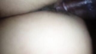 safada sendo fodida com força gemeu e pediu para receber gozada na bucetinha.