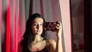 Fitting room with amazing fit body of yourfavcamille