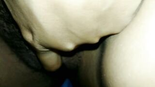 Colombia Medellin Paisa Se Orina Y Se Masturba Sentada Bien Rico Pink Pussy Petite Beautiful Pussy