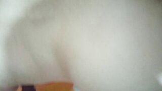 Dandole duro a mujer en Bogotá